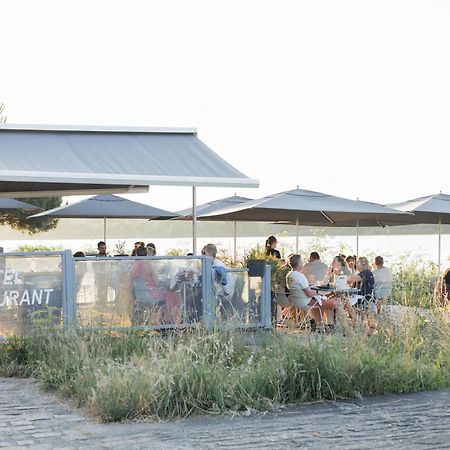 L'Esplanade Hotel Restaurant Bar A Vin Le Pellerin Kültér fotó